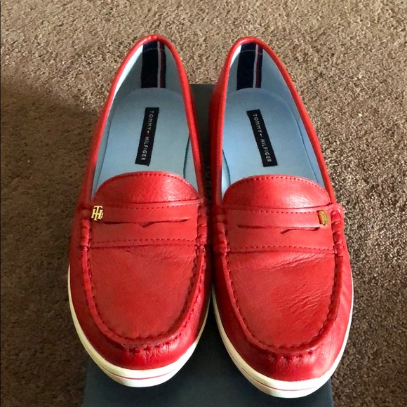 tommy hilfiger butter leather loafers